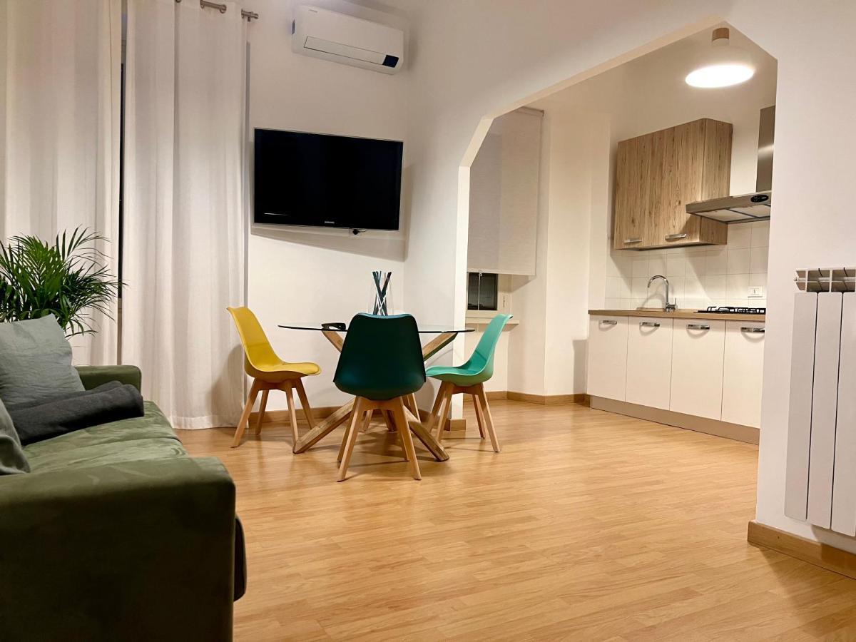 Conte Rosso Apartment Roma Eksteriør bilde