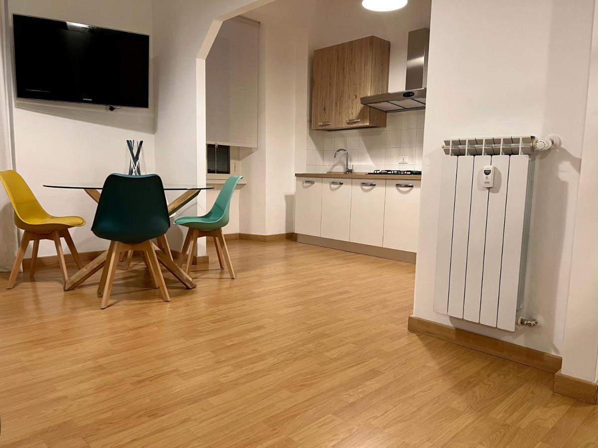 Conte Rosso Apartment Roma Eksteriør bilde